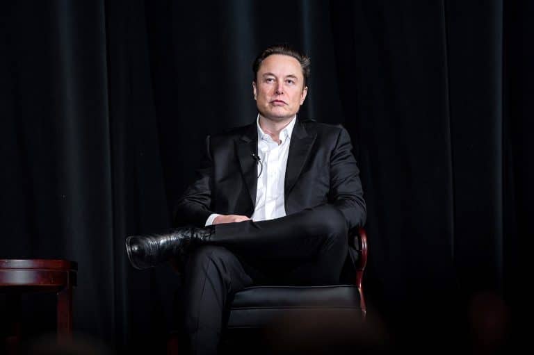 In Unity for Musk: Tesla Shareholders Rally for Compensation Plan Overhaul