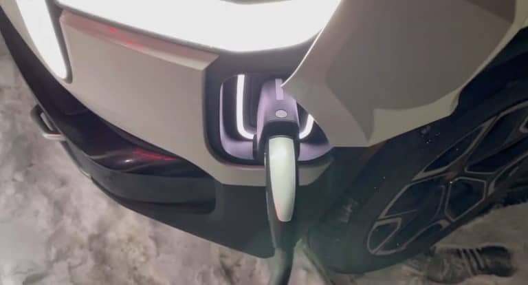 Rivian owners overwhelmingly support NACS adoption