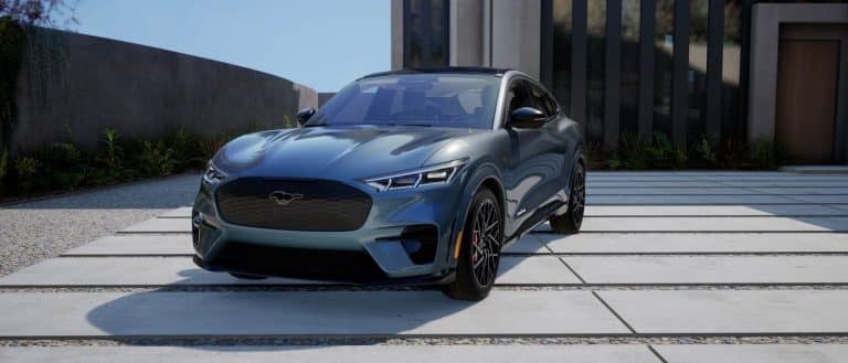Ford dealer says company has ‘a real problem on their hands’ with massive EV bet
