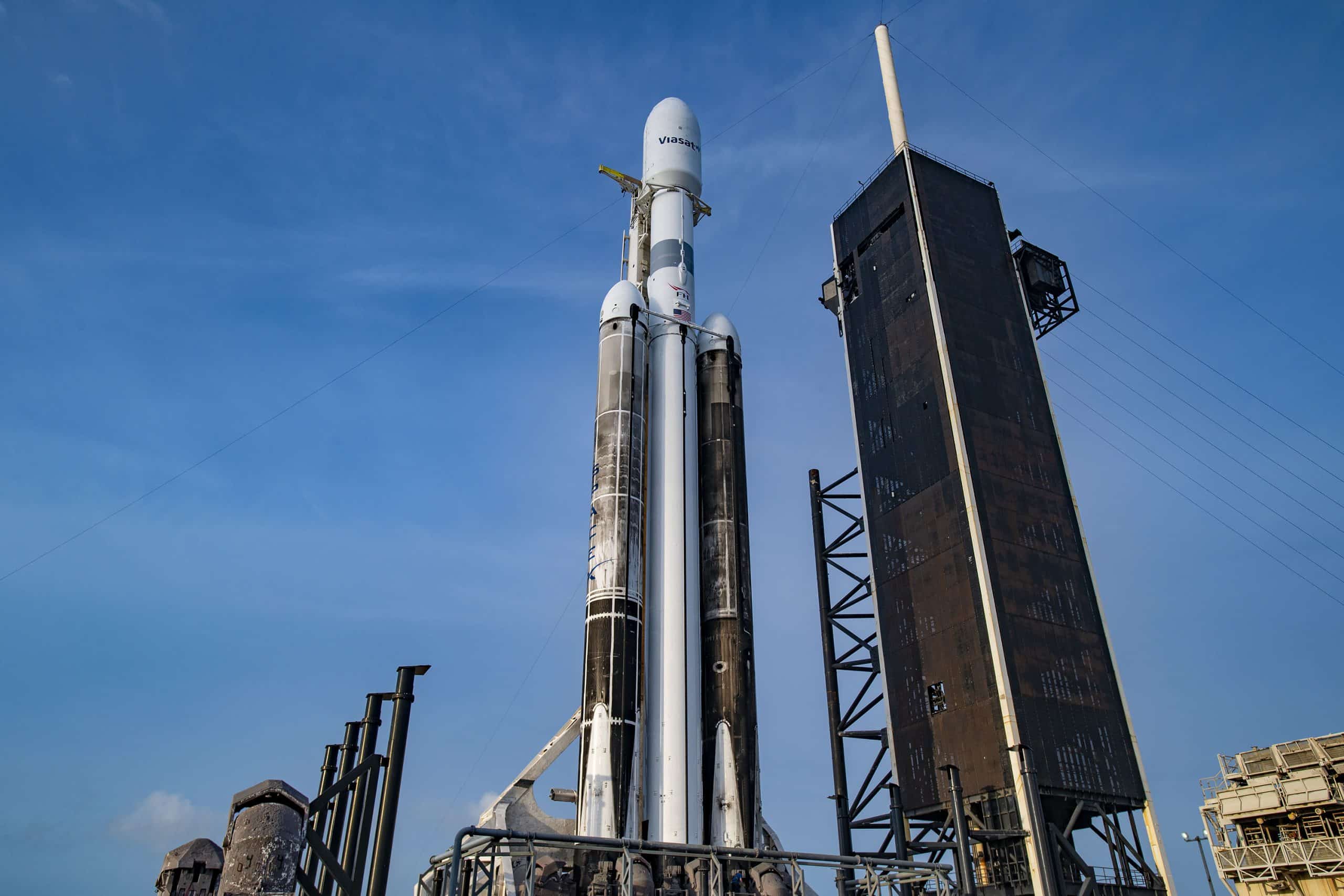Spacex evaluation closes in on 150 billion valuation ilovetesla