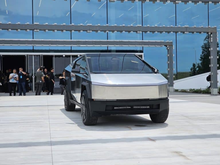 Elon Musk subtly hints at possible pricing for Tesla Cybertruck