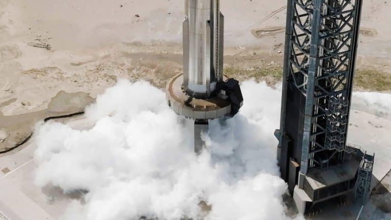 SpaceX Conducts Engine Test for Booster 9 Ahead of Static Fire