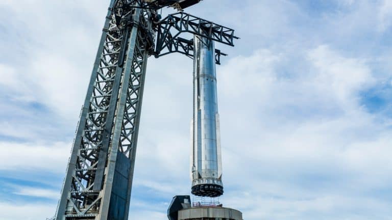 SpaceX returns Booster 9 to the Launch Pad for further testing