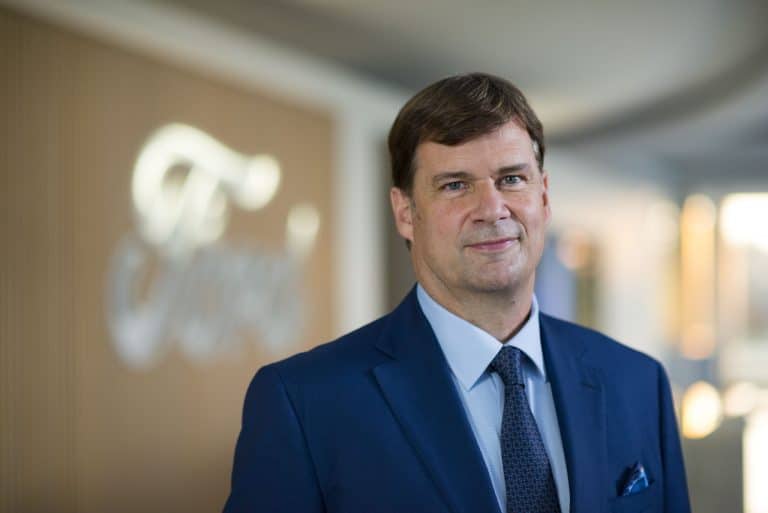 Ford’s CEO Jim Farley Offers Perspectives on Tesla’s NACS Adoption and Transition to Electric Vehicles