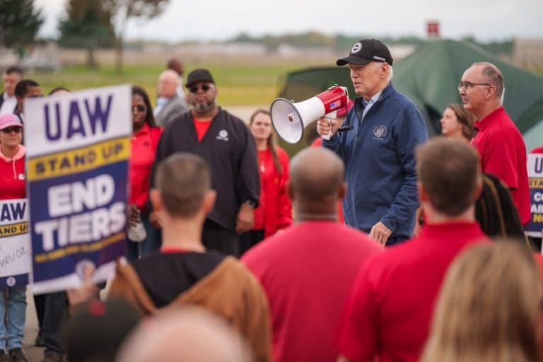 President Biden backs UAW’s demand for a 40-percent pay raise