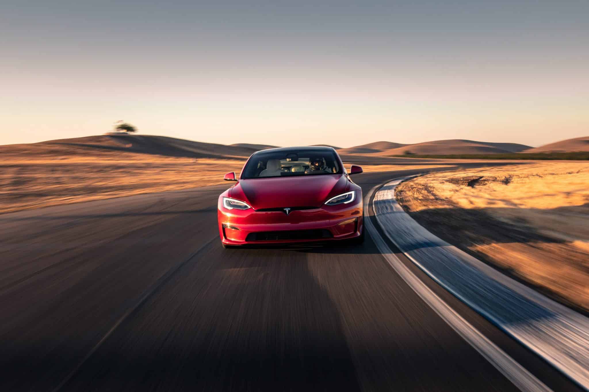 Tracked Tesla Tesla will now let you know when you car’s location is being tracked ...