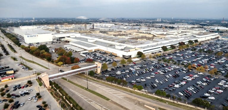 GM votes in favor of UAW contract at key Texas plant, following rejections