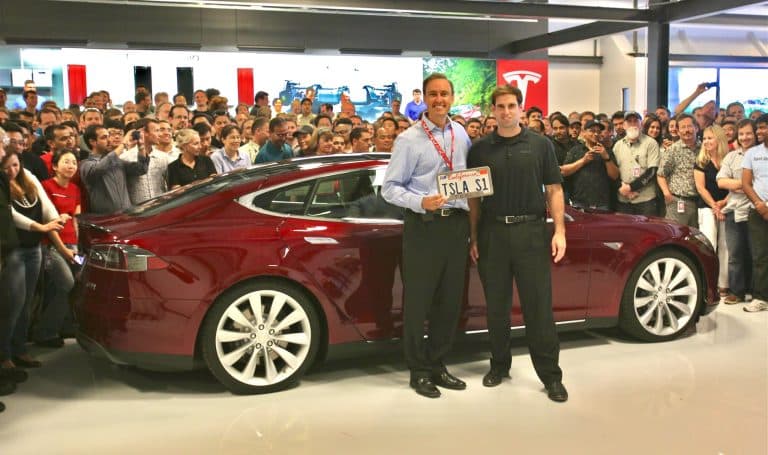 Petersen Auto Museum Receives Inaugural Production Tesla Model S Donation