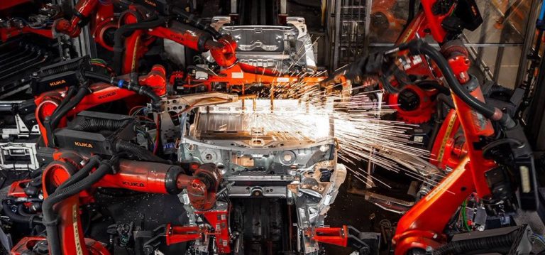 Other automakers follow Tesla into rare earth metal-free powertrains