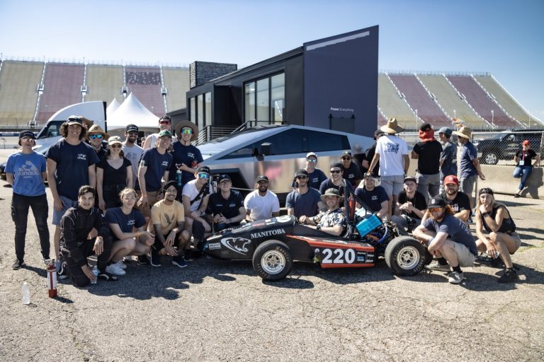 University of Manitoba Engineering Team Commemorates Tesla Battery Sponsorship