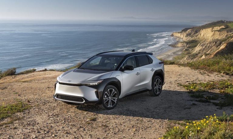 Navigating the Road to Carbon Neutrality: Toyota’s Gas Engine Project Unveiled