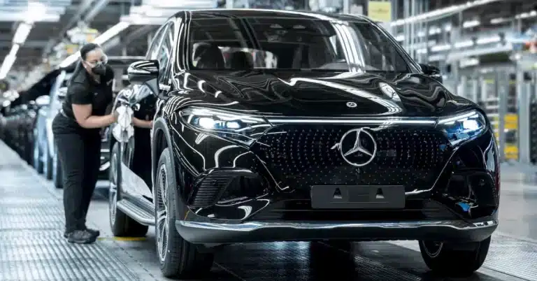 Shifting Gears: Mercedes-Benz Delays EV Sales Goal to 2030