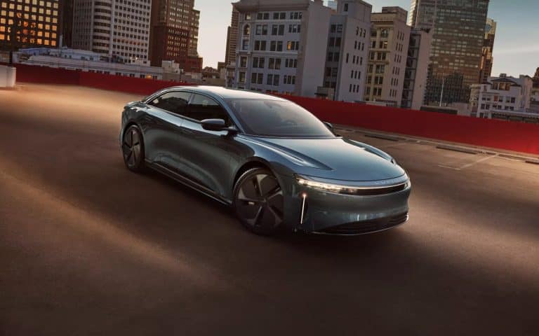 Lucid Slashes Prices by Up to $8000 in Bid to Boost Demand