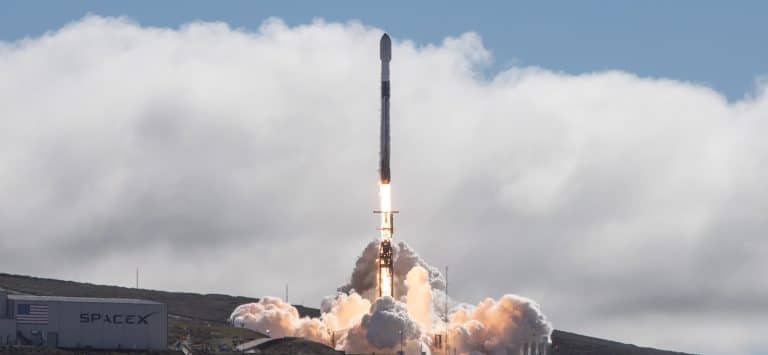 Advancing Connectivity: SpaceX’s 300th Falcon 9 Launch and the Starlink Revolution