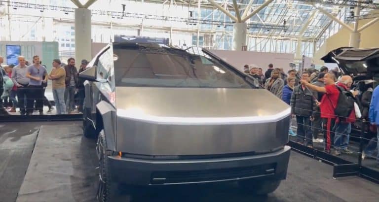 Tesla Cybertruck Attracts Crowds at Canadian International Auto Show