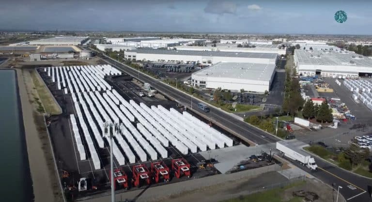 Record 446 Megapack Batteries Spotted at Tesla’s Lathrop Megafactory