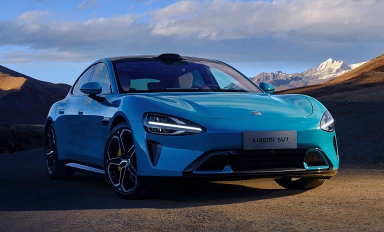 Xiaomi Rivals Tesla in China with Competing Model 3 Alternative