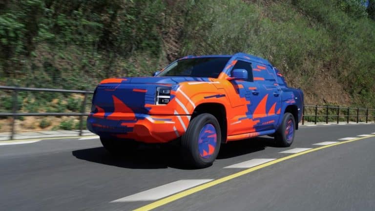 BYD Set to Introduce Rival to Tesla’s Cybertruck in 2024