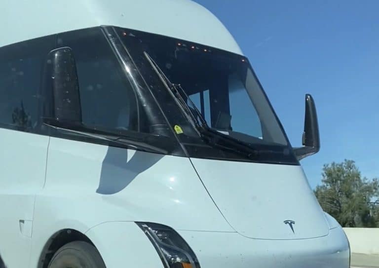 Tesla Semi: Walmart Joins the Electric Trucking Revolution