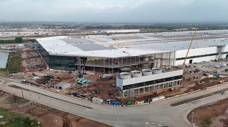 Tesla’s Supercomputing Leap: Giga Texas Powerhouse