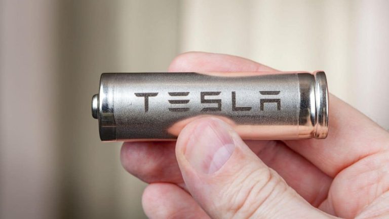 Tesla Batteries: A Beacon of Hope Amid Ukraine’s Energy Crisis