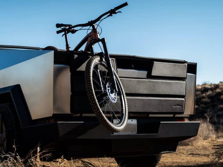 Unveiling Tesla’s Latest Cybertruck Accessories: Tailgate Shield and Jumpseat