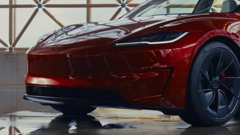 Tesla’s Actual Smart Summon and FSD V12.5.x: A Leap Towards Autonomous Driving
