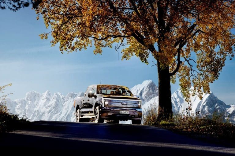 Ford’s Strategic Shift: Navigating the Road from EVs to Hybrids