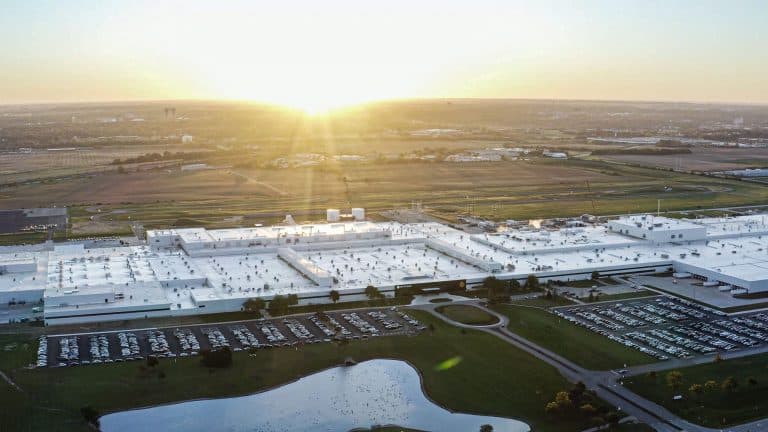 Rivian’s Resilience: A Closer Look at the Illinois Factory Fire and Future Developments