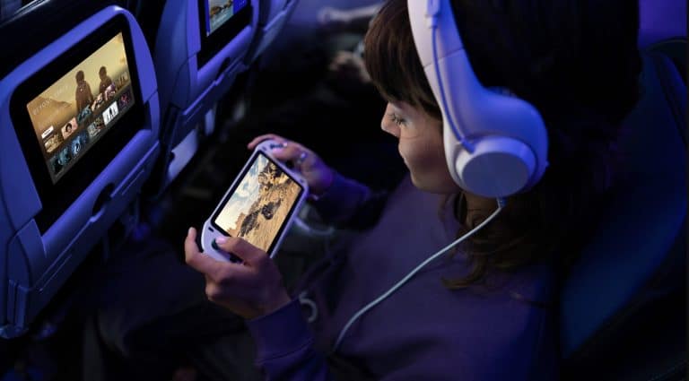 United Airlines Redefines In-Flight Experience with Starlink Internet