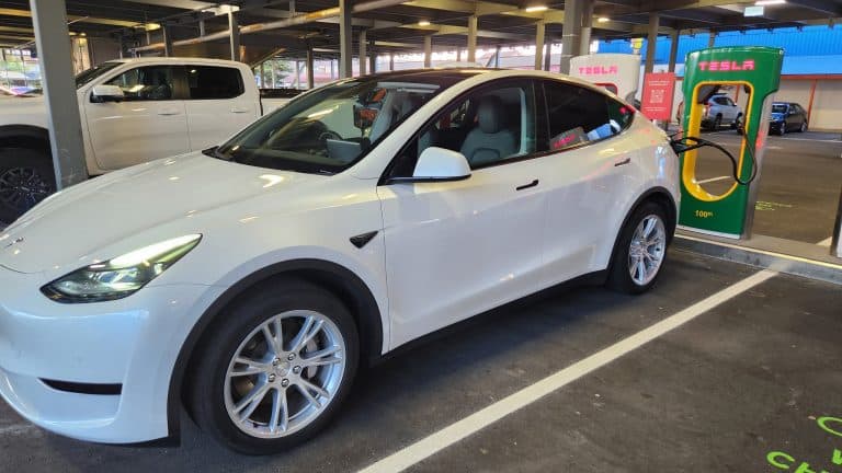 Tesla’s Green and Gold Milestone: 100th Supercharger in Australia