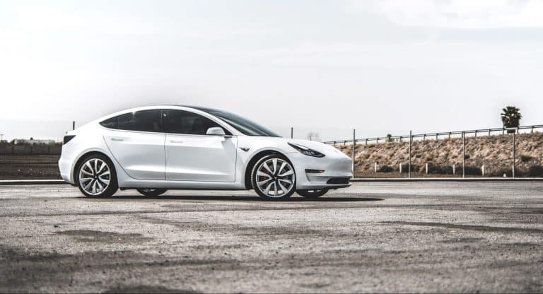 The Advent of Actually Smart Summon: Tesla Expands Advanced Features to Older Models