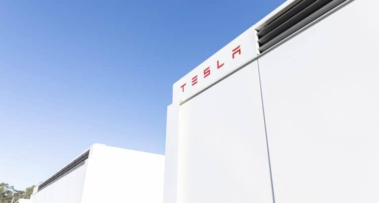 Tesla’s Megapack Revolutionizes UK’s Renewable Energy Landscape