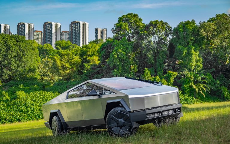 Tesla Cybertruck: A Comprehensive Review by Consumer Reports