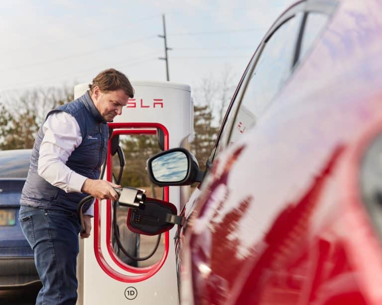 Unpacking the Latest Buzz in the Auto Industry: Tesla-Ford Acquisition Rumors and More