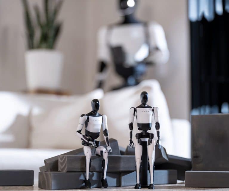 The Swift Success of Tesla’s Optimus Bot: A Look Into the Fascinating World of Tesla Robotics