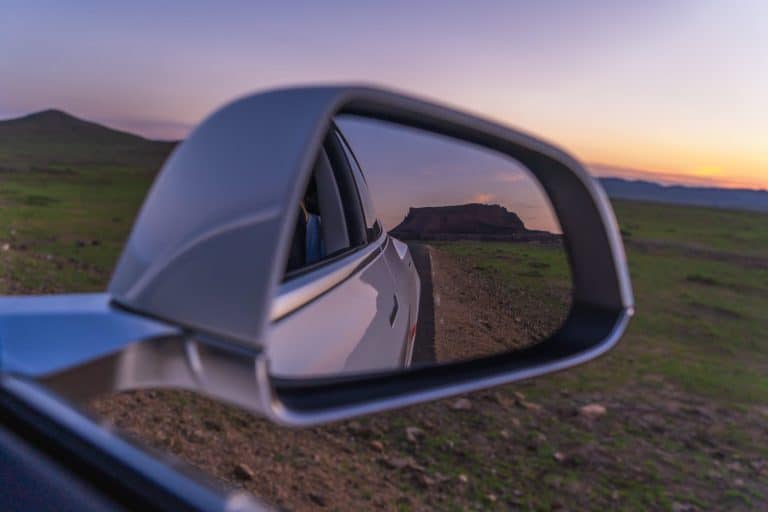 Tesla’s Next-Level Safety: Enhancing Blind Spot Awareness