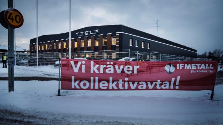 Tesla’s Swedish Labor Controversy: Navigating Union Resistance and Regulatory Challenges