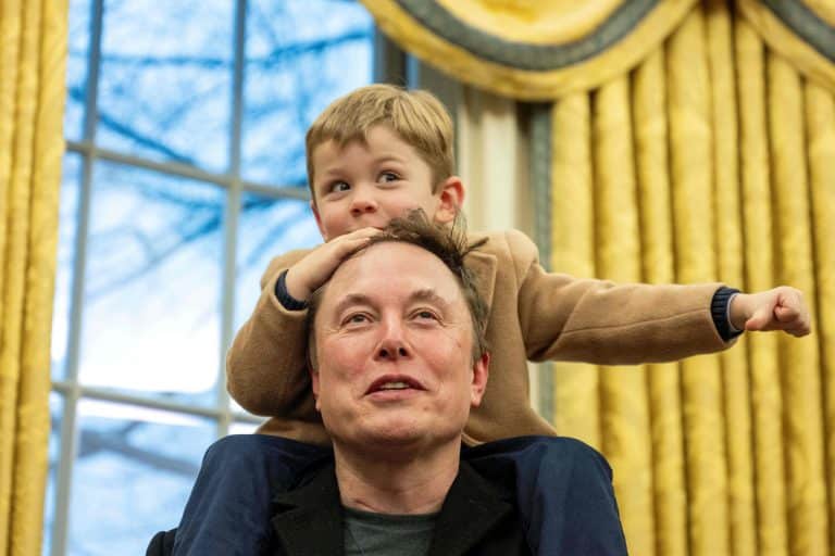 Elon Musk’s Work-Life Balance: The Significance of Bringing His Children to Work