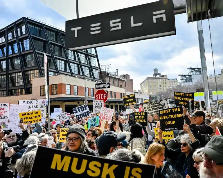 The Ripple Effect of Anti-Musk Protests: A Closer Look at the New York Tesla Store Incident