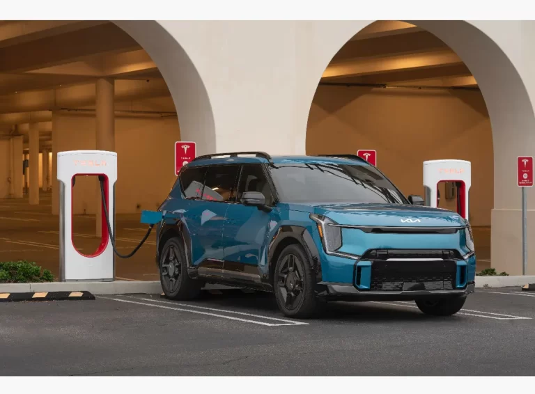 Kia Secures Tesla Supercharger Access, Issues Public Apology