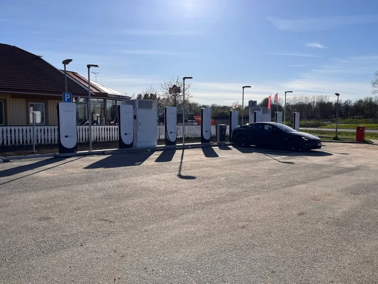 Tesla’s Swedish Power Play: Supercharging Through Union Opposition