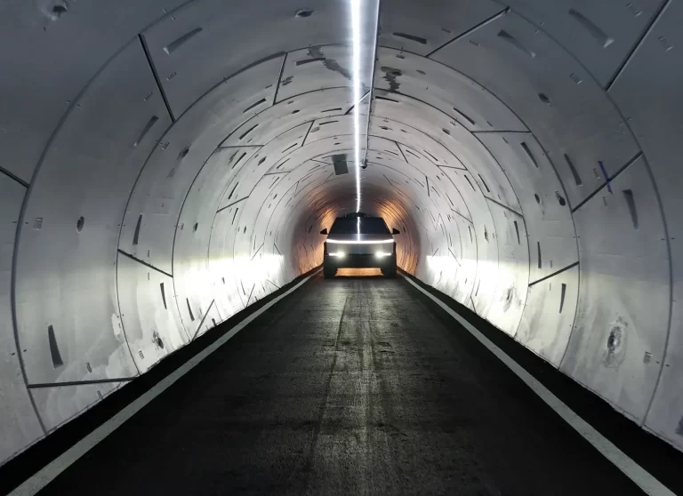 Transforming Transportation: How The Boring Company and Tesla are Pioneering the Future of Mobility