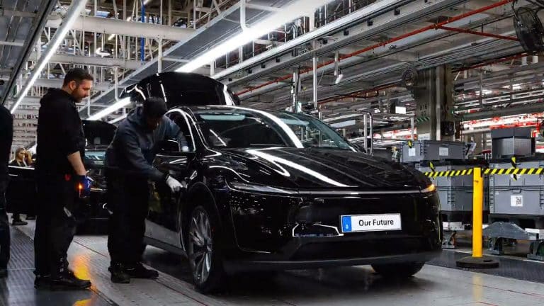 Model Y Units at Giga Berlin Spotted Moving with Unsupervised FSD