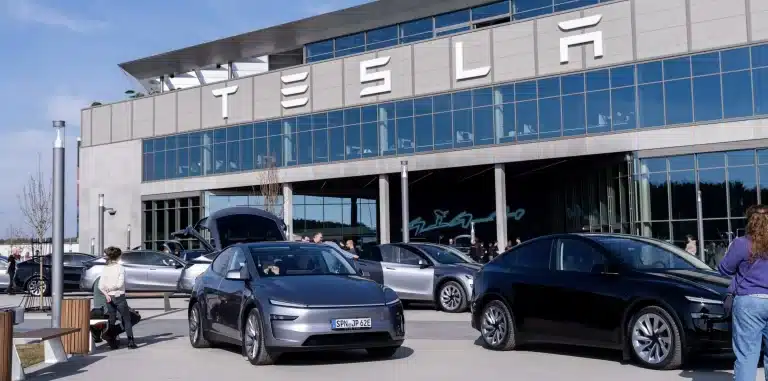 Goldman Sachs Revises Tesla Outlook, Cuts Price Target to $285
