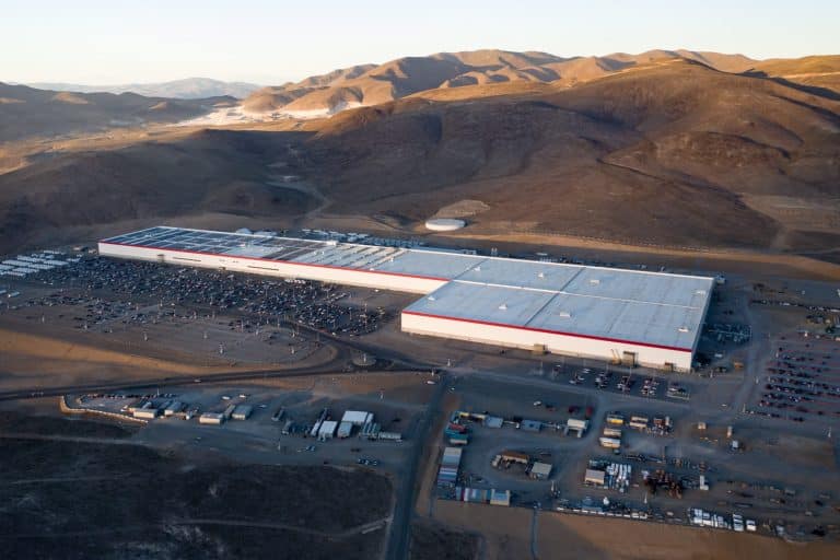 Tesla’s Innovative Use of AI for Sustainable Factory Operations