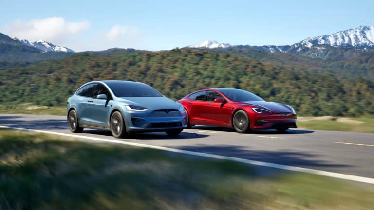 Tesla Waves Goodbye to Model S and X: Ushering in the Optimus Robot Revolution