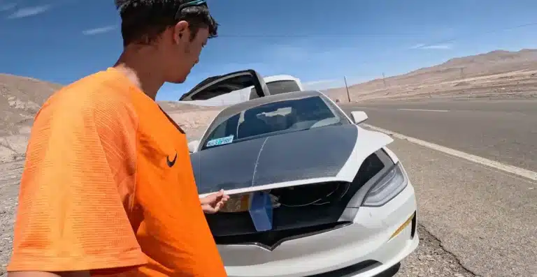 Tesla Model X Stranded in the Atacama Desert: Solar Panels to the Rescue on the Pan-American Highway Adventure