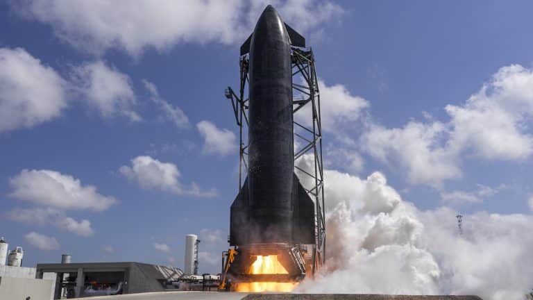 SpaceX’s Monumental Leap: Booster 19 Ignites All 33 Raptor 3 Engines in History’s Most Powerful Static Fire Test