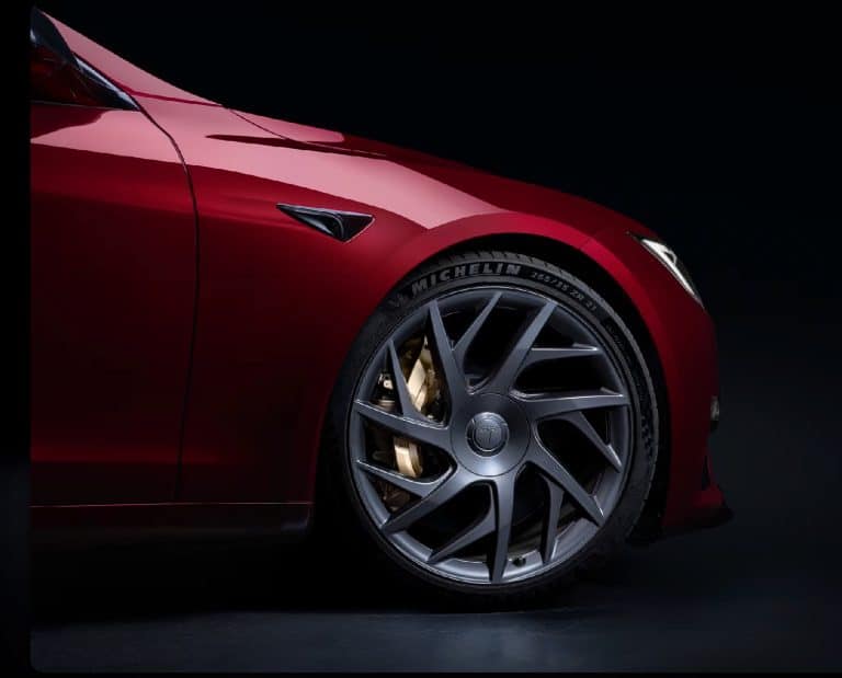 Tesla’s Ironclad No-Resale Agreement for Signature Edition Model S and X Plaid: Protecting Collectors or Trapping Buyers?